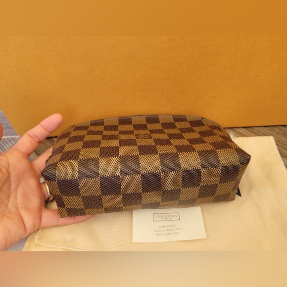 Cosmetic Pouch PM in DE - Picture 2 of 16